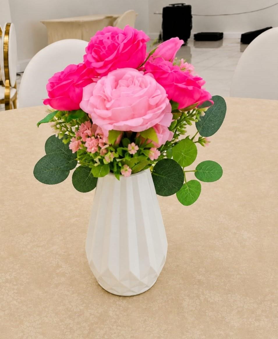 Table Decor Pink