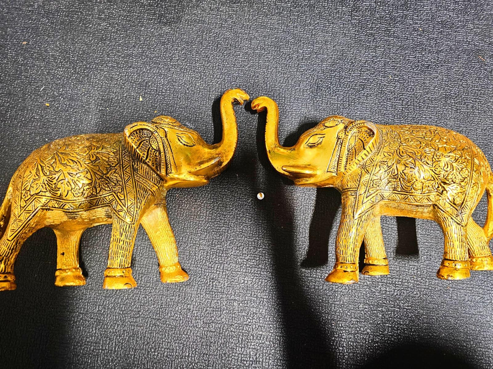 Small Elephant Pair